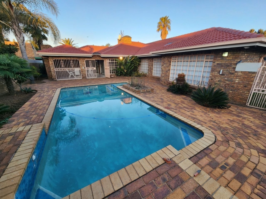 4 Bedroom Property for Sale in Bartlett Gauteng