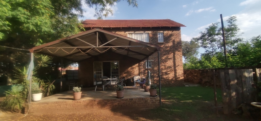 4 Bedroom Property for Sale in New State Areas Gauteng
