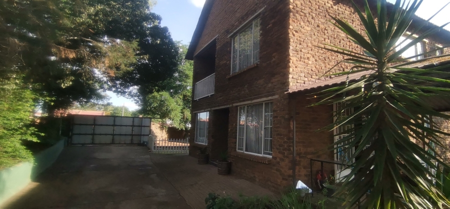 4 Bedroom Property for Sale in New State Areas Gauteng