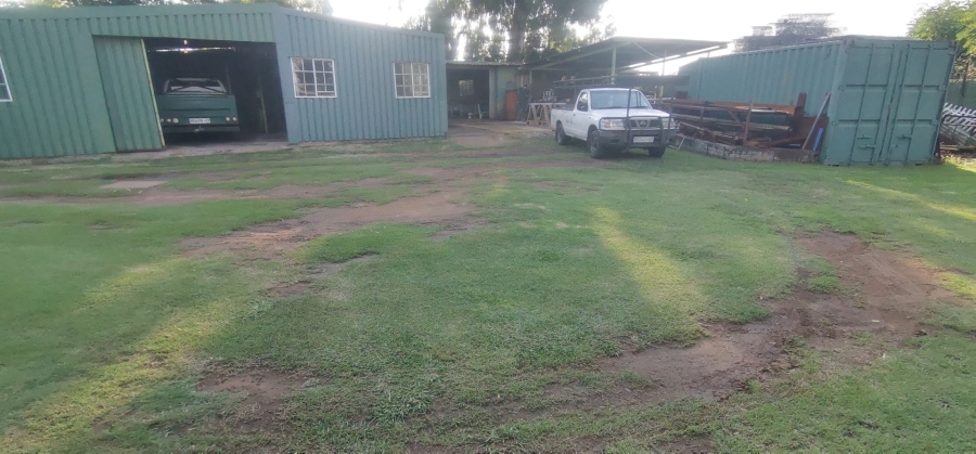 4 Bedroom Property for Sale in New State Areas Gauteng