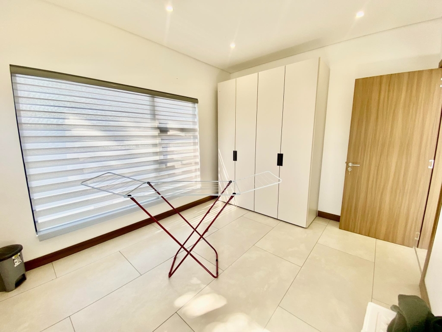 To Let 3 Bedroom Property for Rent in Sandown Gauteng