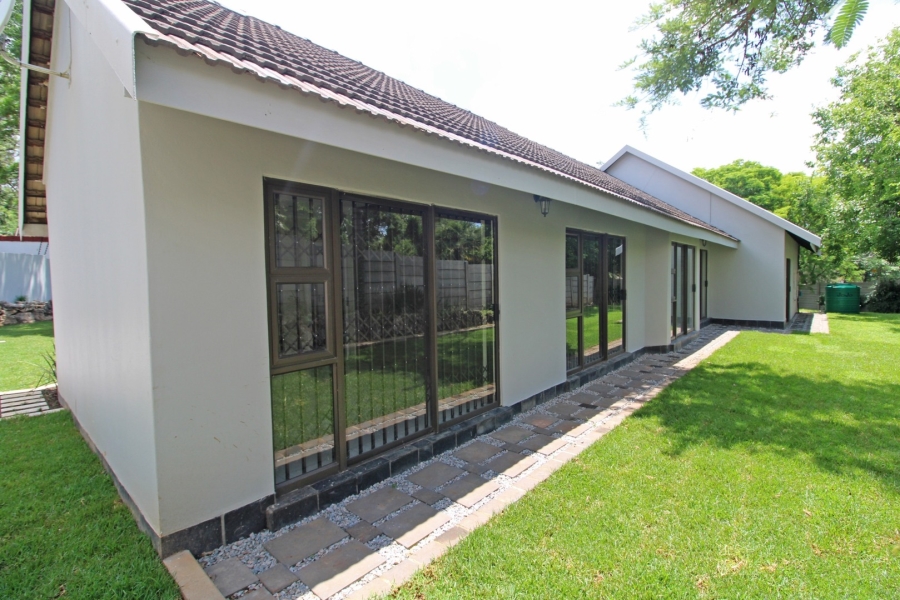 3 Bedroom Property for Sale in Vandia Grove Gauteng
