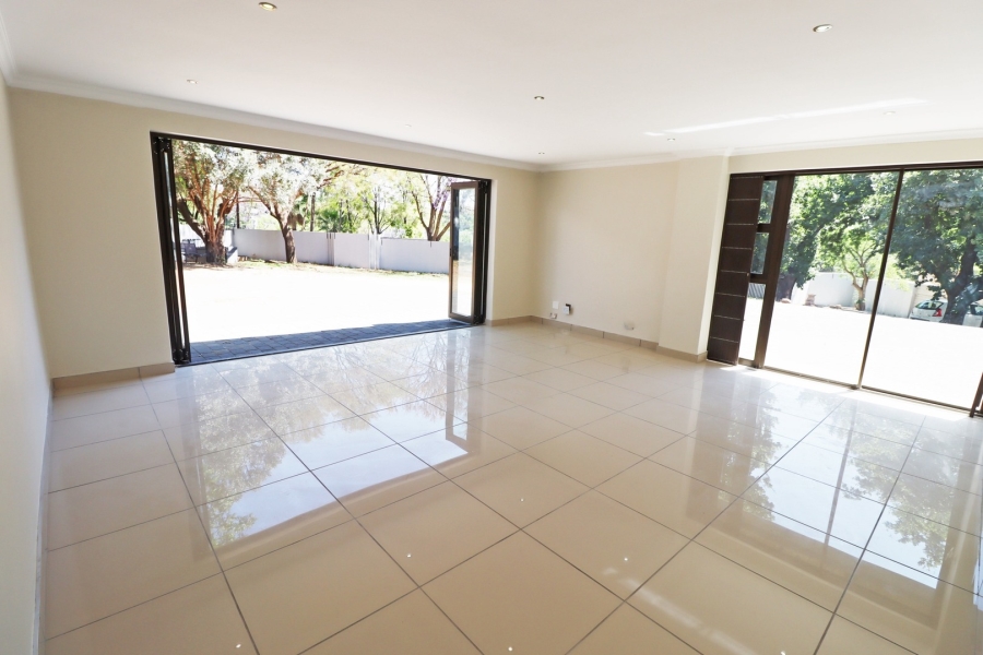 3 Bedroom Property for Sale in Vandia Grove Gauteng