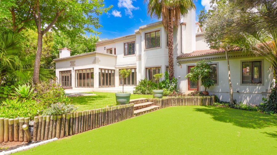 5 Bedroom Property for Sale in Dainfern Golf Estate Gauteng