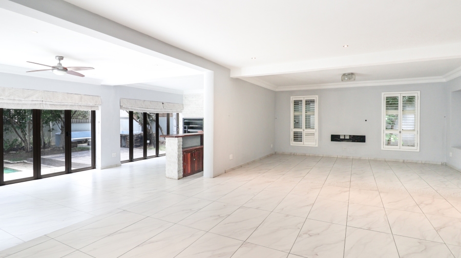 5 Bedroom Property for Sale in Dainfern Golf Estate Gauteng