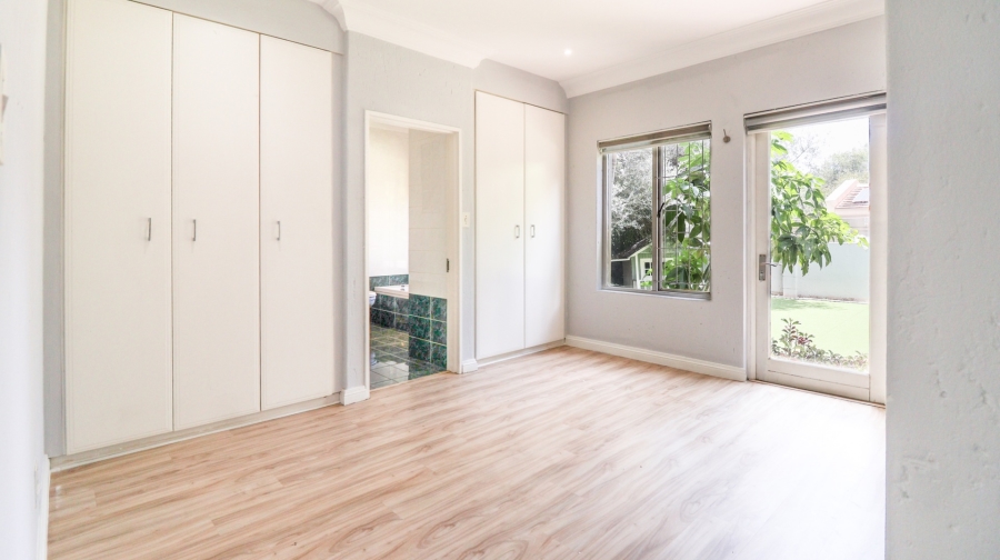 5 Bedroom Property for Sale in Dainfern Golf Estate Gauteng