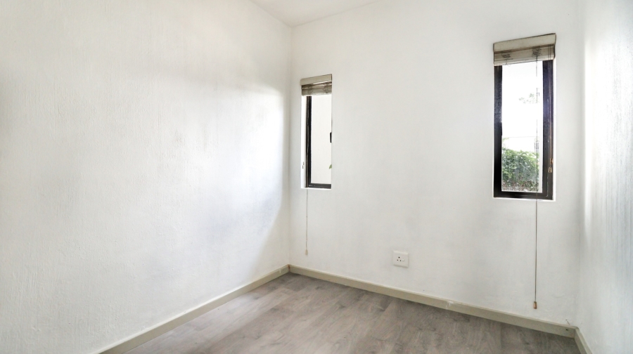 2 Bedroom Property for Sale in Beverley Gauteng