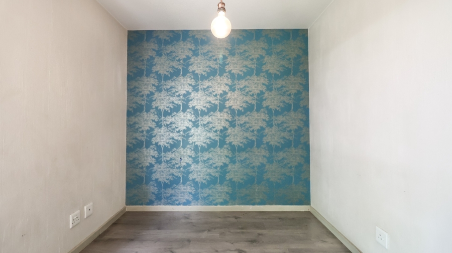 2 Bedroom Property for Sale in Beverley Gauteng