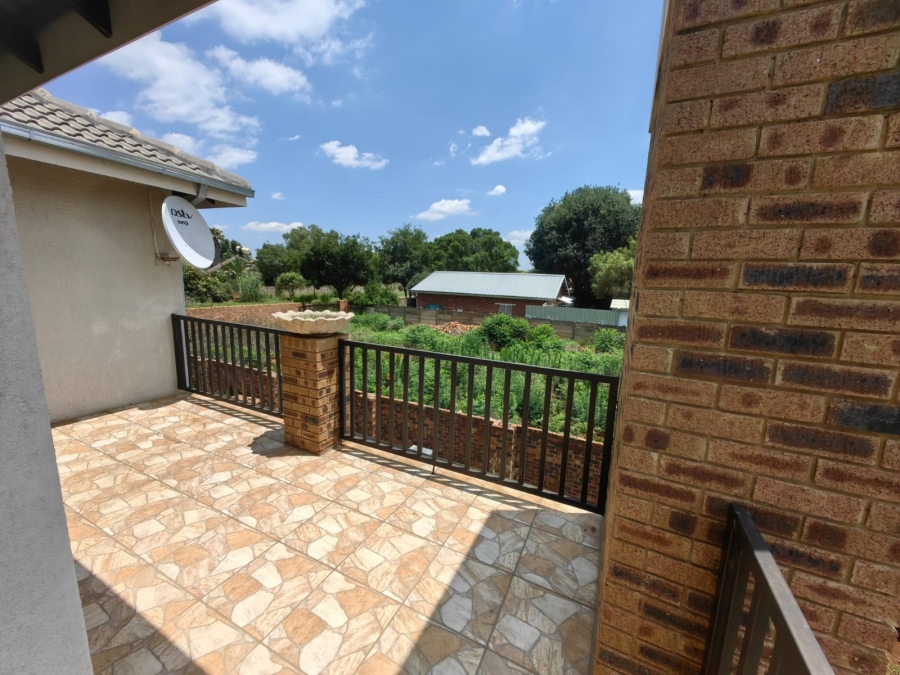 To Let 3 Bedroom Property for Rent in Meyerton Central Gauteng