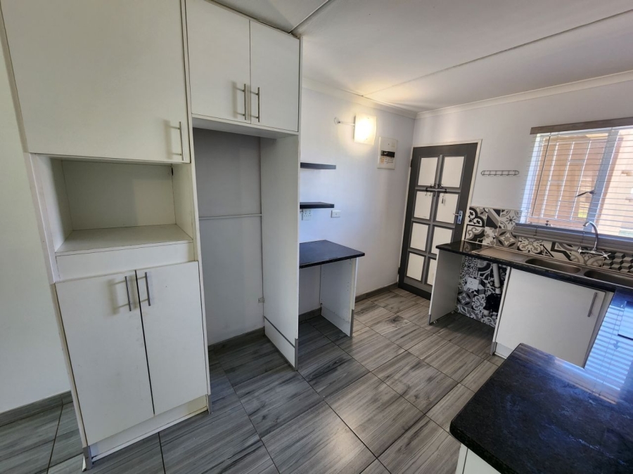 2 Bedroom Property for Sale in Beyers Park Gauteng