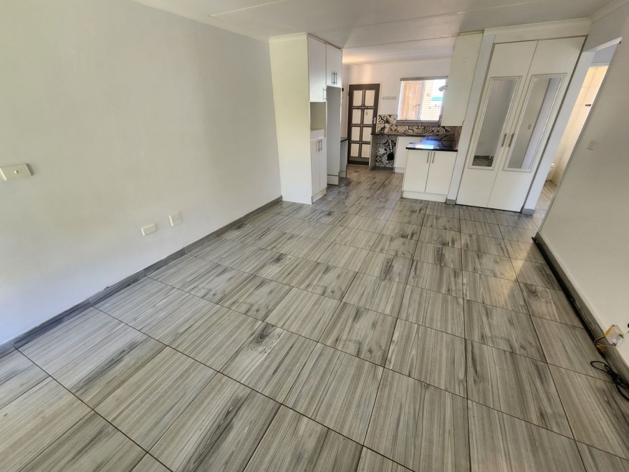 2 Bedroom Property for Sale in Beyers Park Gauteng