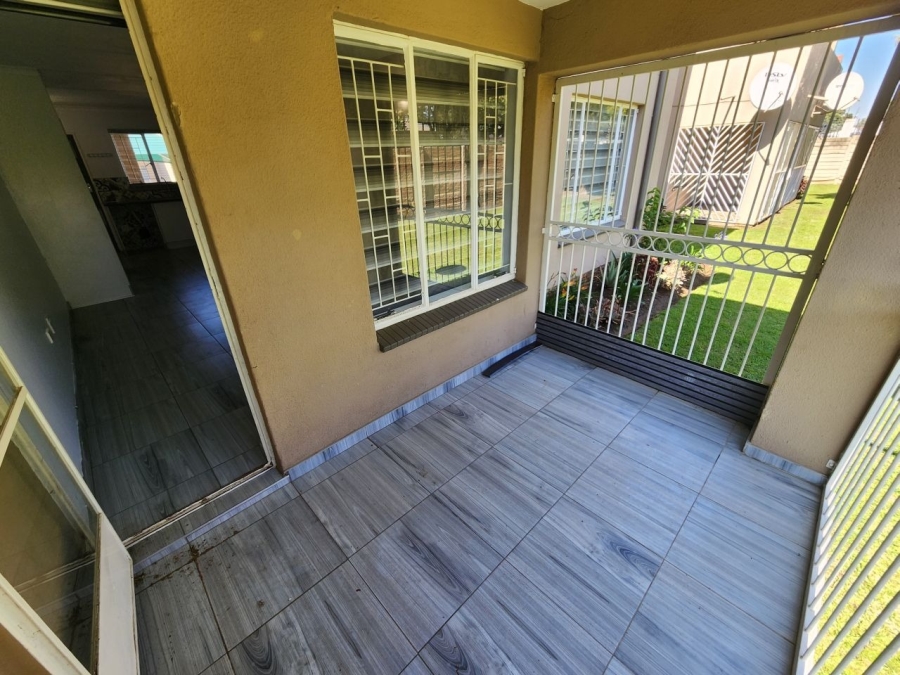 2 Bedroom Property for Sale in Beyers Park Gauteng