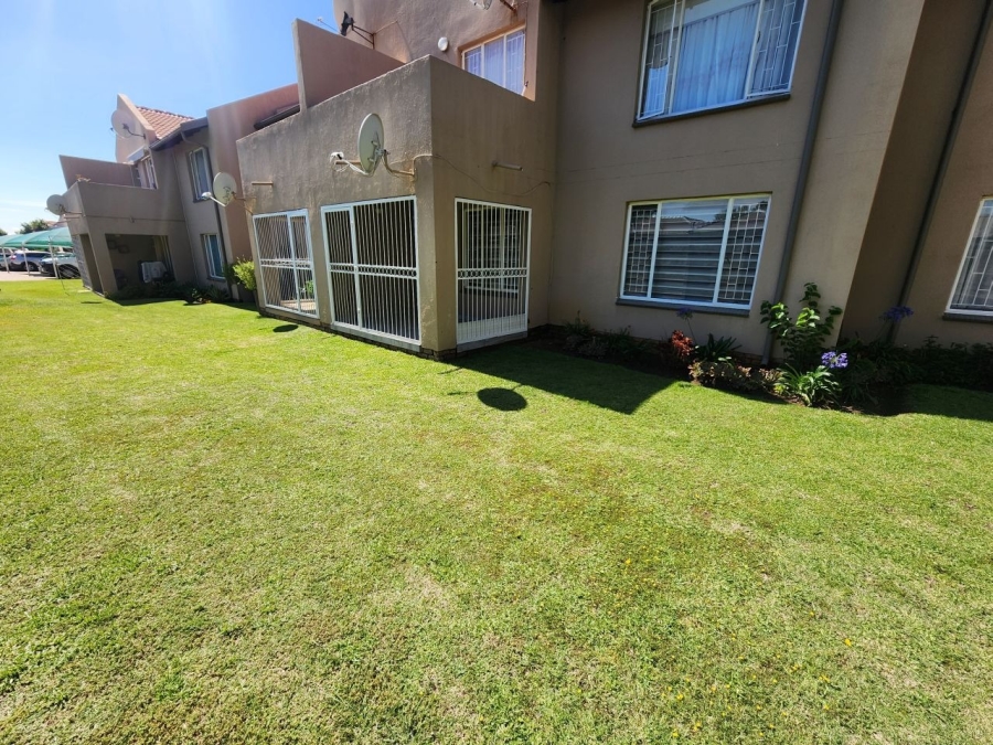 2 Bedroom Property for Sale in Beyers Park Gauteng