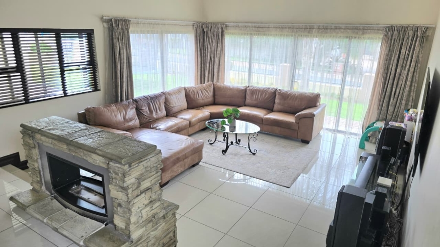 4 Bedroom Property for Sale in Blue Valley Golf Estate Gauteng