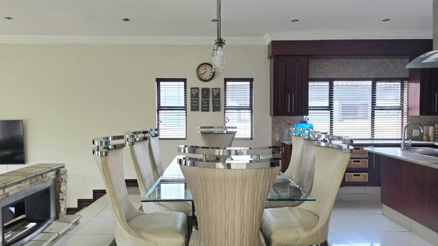 4 Bedroom Property for Sale in Blue Valley Golf Estate Gauteng