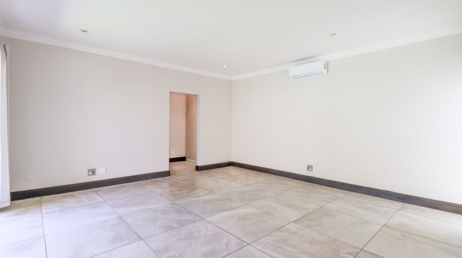 To Let 5 Bedroom Property for Rent in Dainfern Golf Estate Gauteng