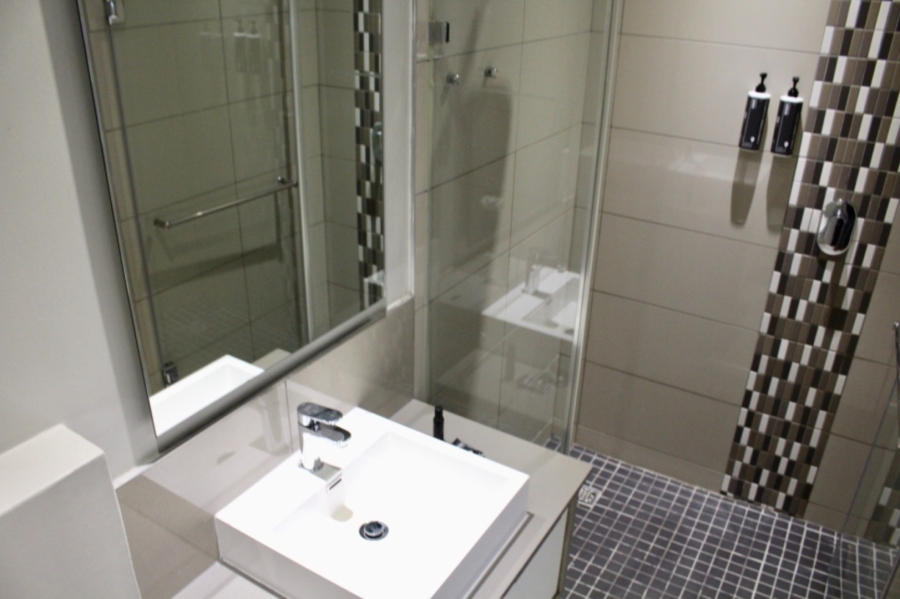 To Let 1 Bedroom Property for Rent in Rosebank Gauteng