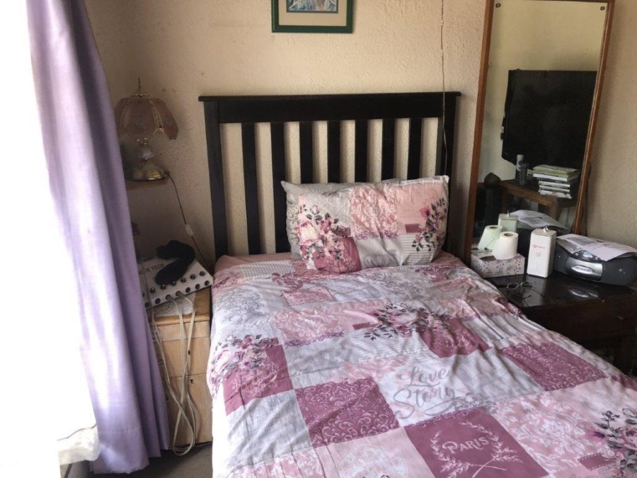 3 Bedroom Property for Sale in Bardene Gauteng