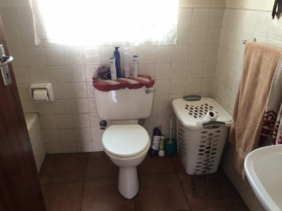 3 Bedroom Property for Sale in Bardene Gauteng