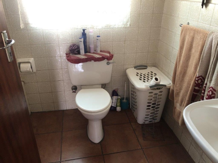 3 Bedroom Property for Sale in Bardene Gauteng