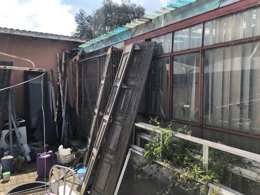 3 Bedroom Property for Sale in Bardene Gauteng