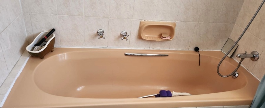 3 Bedroom Property for Sale in Mulbarton Gauteng