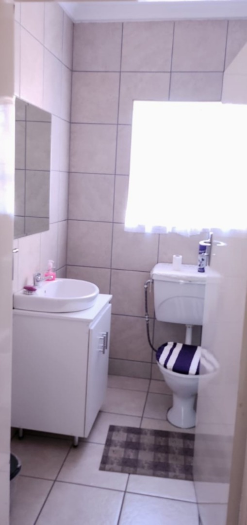 3 Bedroom Property for Sale in Mulbarton Gauteng