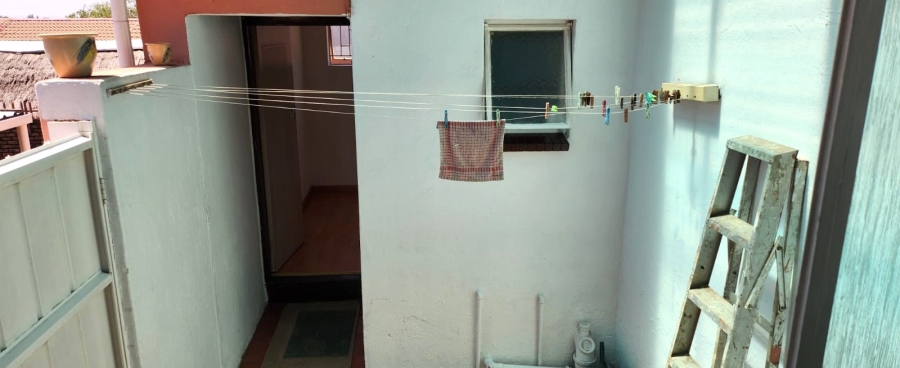 3 Bedroom Property for Sale in Mulbarton Gauteng