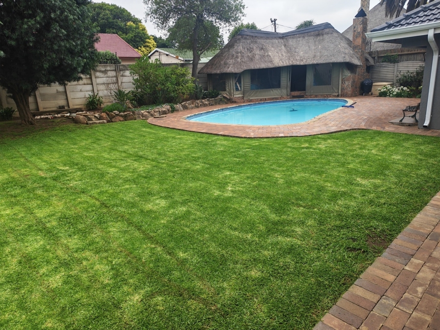 4 Bedroom Property for Sale in Randhart Gauteng