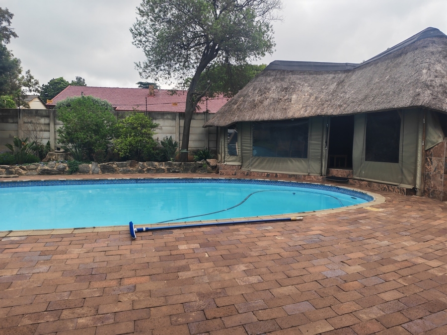 4 Bedroom Property for Sale in Randhart Gauteng