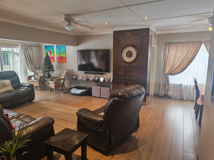 4 Bedroom Property for Sale in Randhart Gauteng