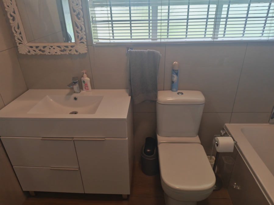 4 Bedroom Property for Sale in Randhart Gauteng