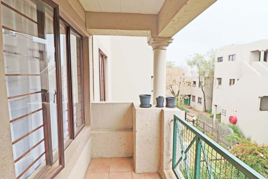 1 Bedroom Property for Sale in Bryanston Gauteng
