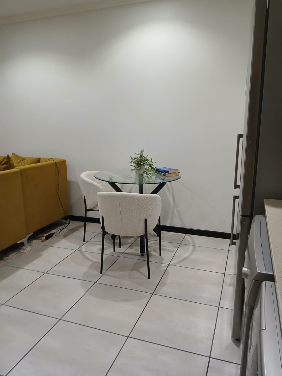 To Let 1 Bedroom Property for Rent in Lonehill Gauteng