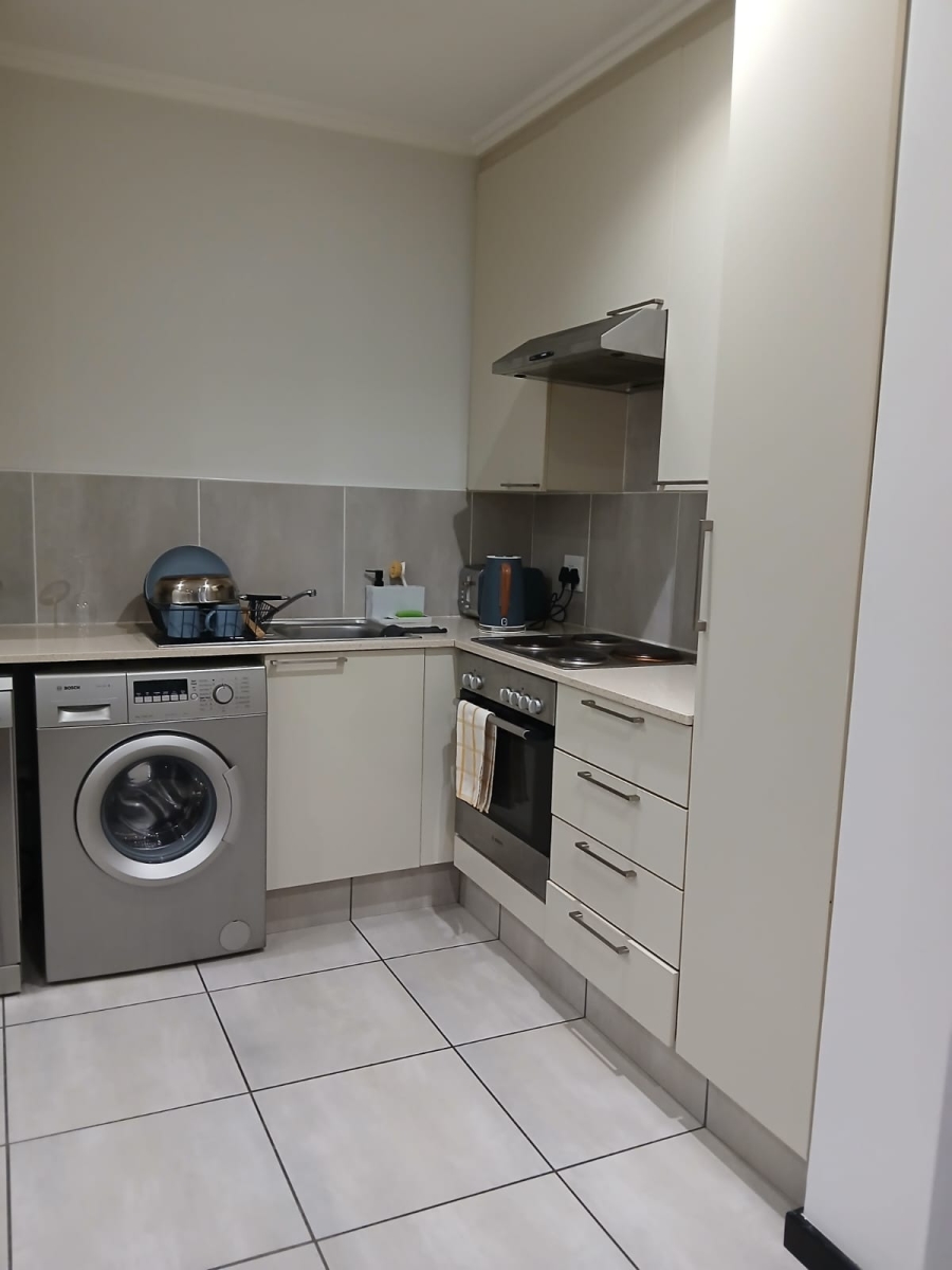 To Let 1 Bedroom Property for Rent in Lonehill Gauteng