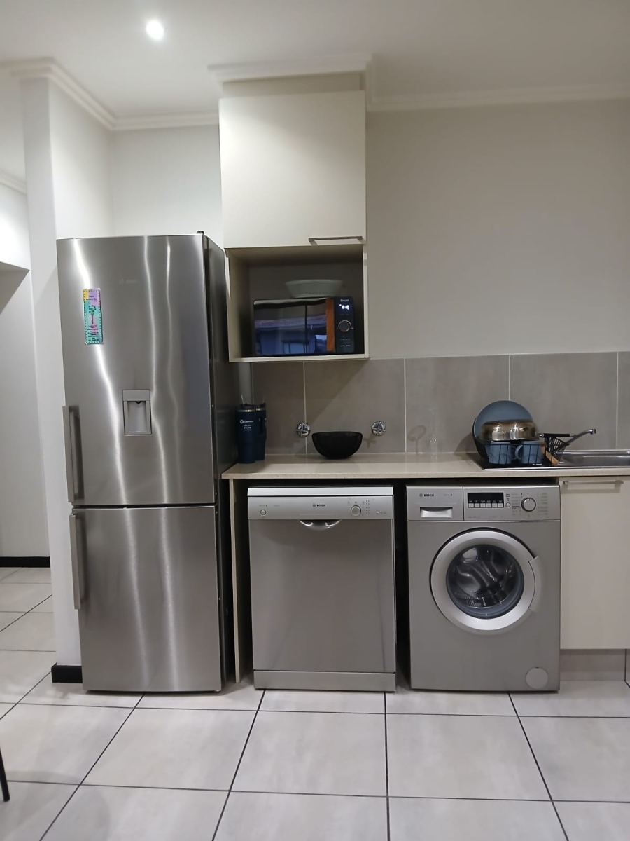 To Let 1 Bedroom Property for Rent in Lonehill Gauteng