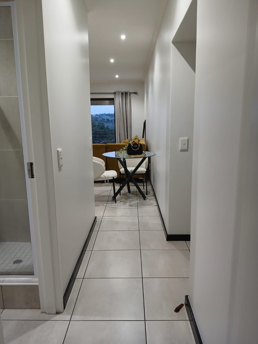 To Let 1 Bedroom Property for Rent in Lonehill Gauteng