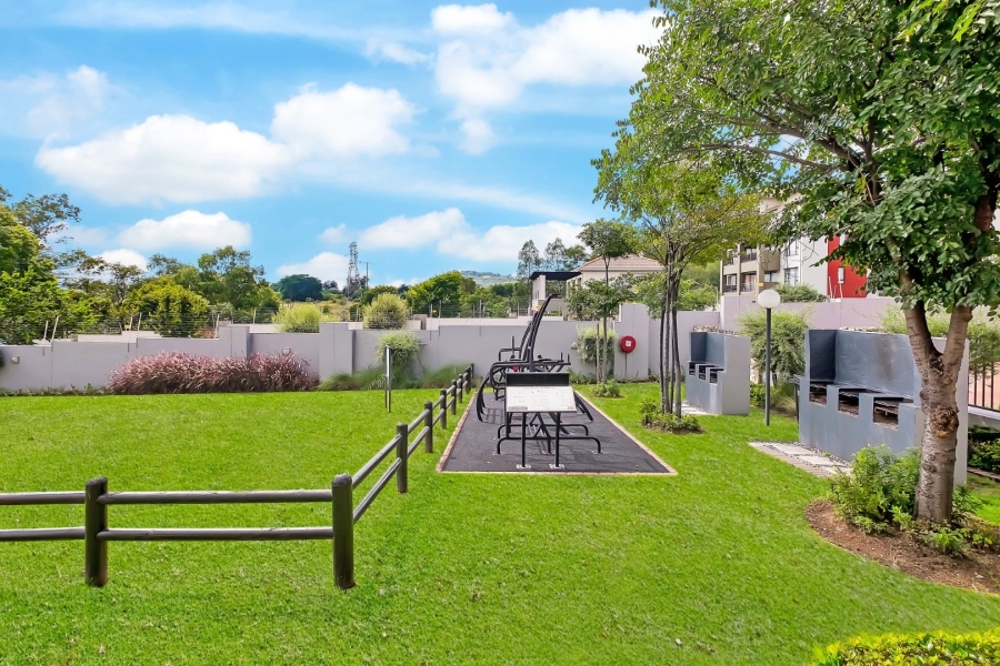 To Let 1 Bedroom Property for Rent in Lonehill Gauteng