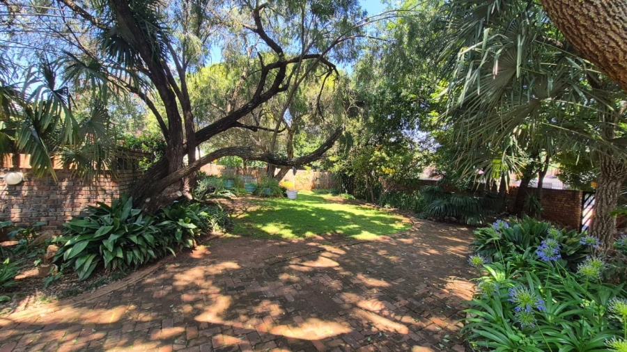 3 Bedroom Property for Sale in Eldoraigne Gauteng