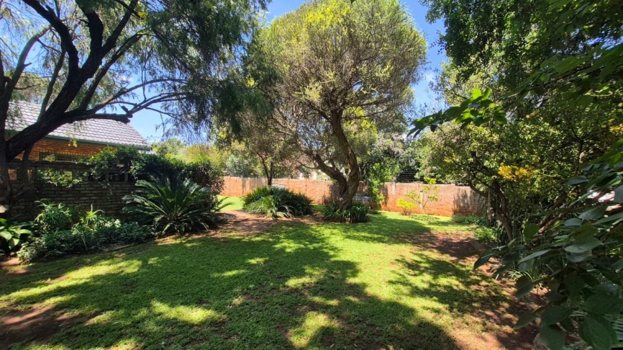 3 Bedroom Property for Sale in Eldoraigne Gauteng