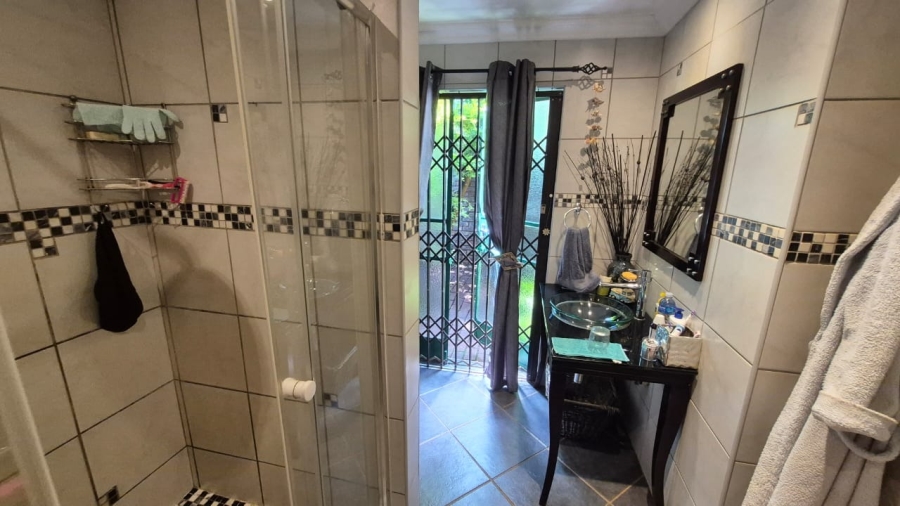 3 Bedroom Property for Sale in Eldoraigne Gauteng