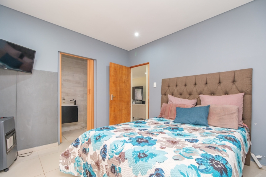 3 Bedroom Property for Sale in Wildtuinpark Gauteng