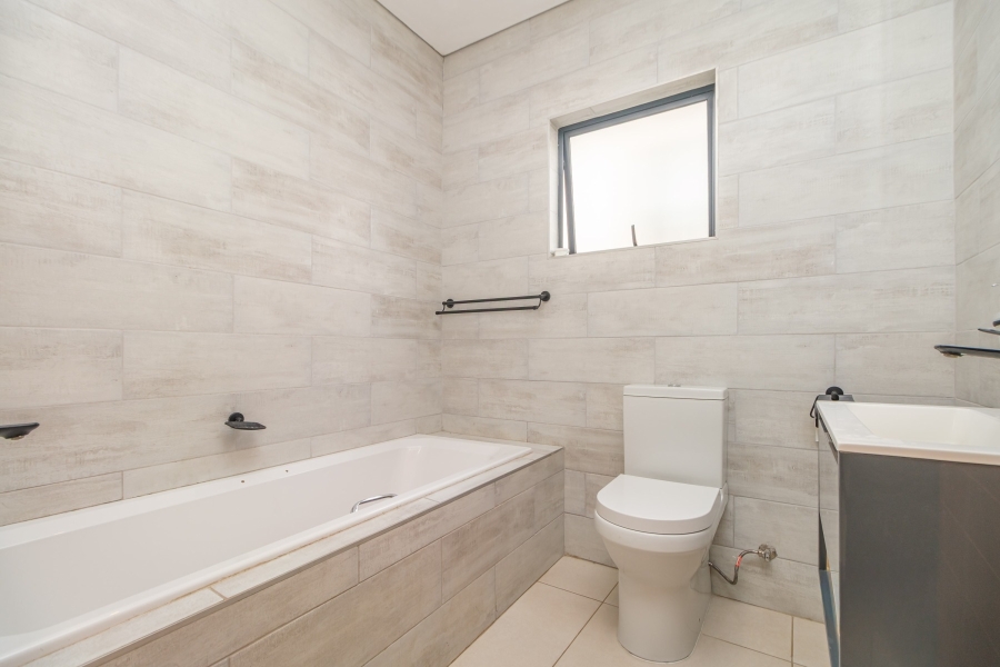 3 Bedroom Property for Sale in Wildtuinpark Gauteng