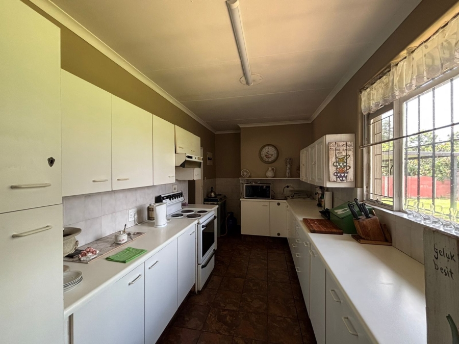 3 Bedroom Property for Sale in Strubenvale Gauteng