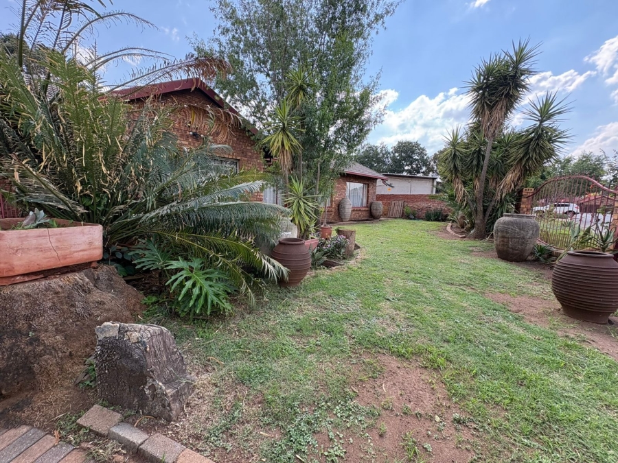 3 Bedroom Property for Sale in Wierda Park Gauteng
