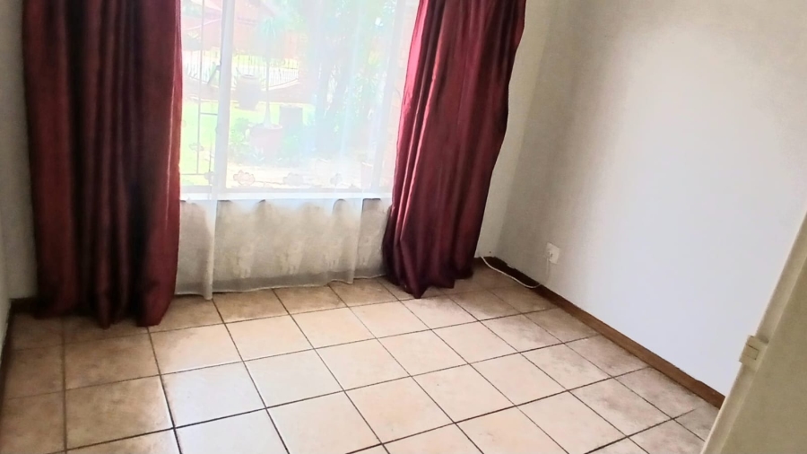 3 Bedroom Property for Sale in Wierda Park Gauteng
