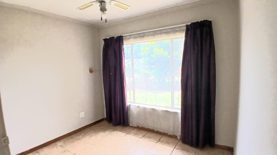 3 Bedroom Property for Sale in Wierda Park Gauteng