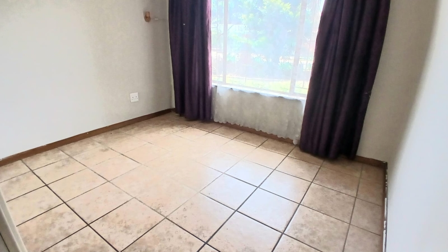 3 Bedroom Property for Sale in Wierda Park Gauteng