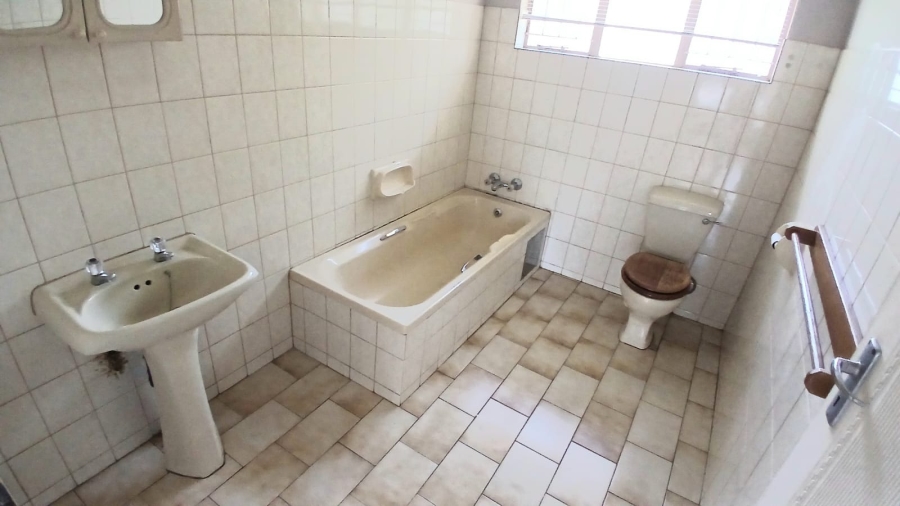3 Bedroom Property for Sale in Wierda Park Gauteng