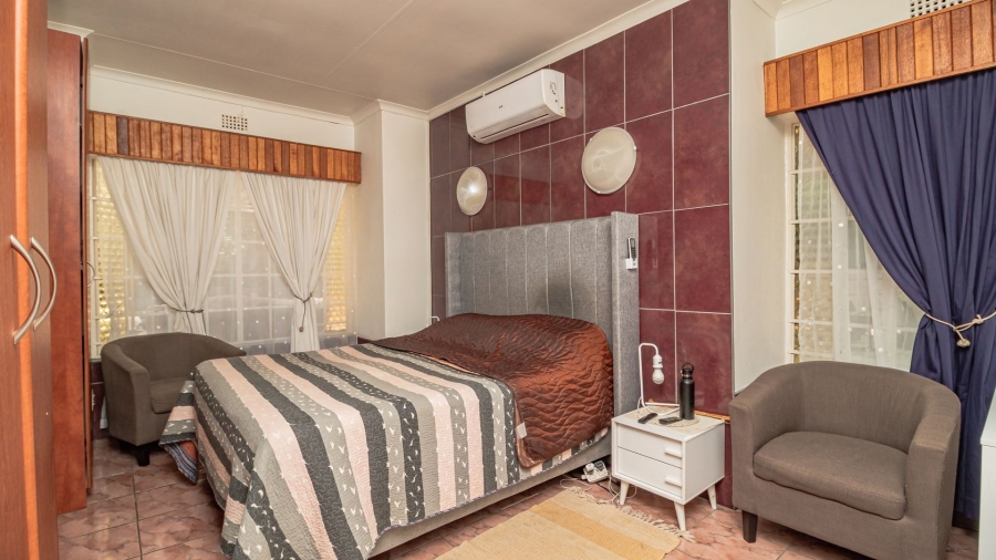 3 Bedroom Property for Sale in Bonaero Park Gauteng